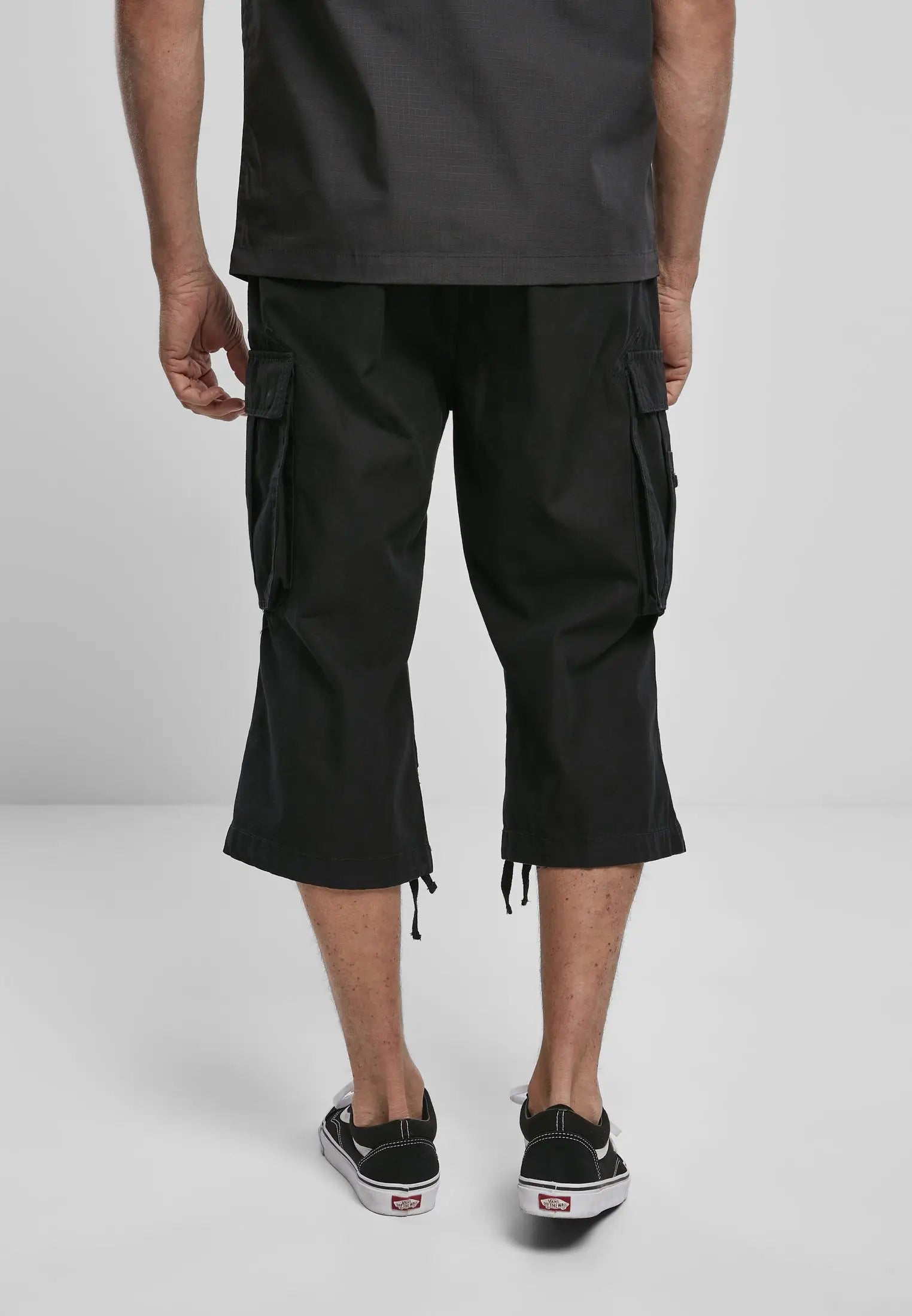 Industry 3/4 Cargo Shorts - Brandit